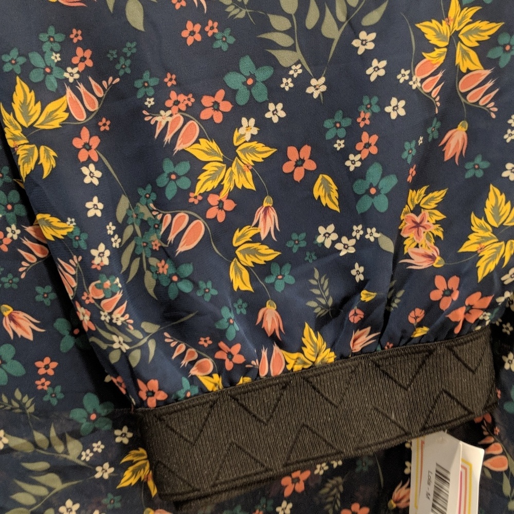NWT- LuLaRoe Lola skirt